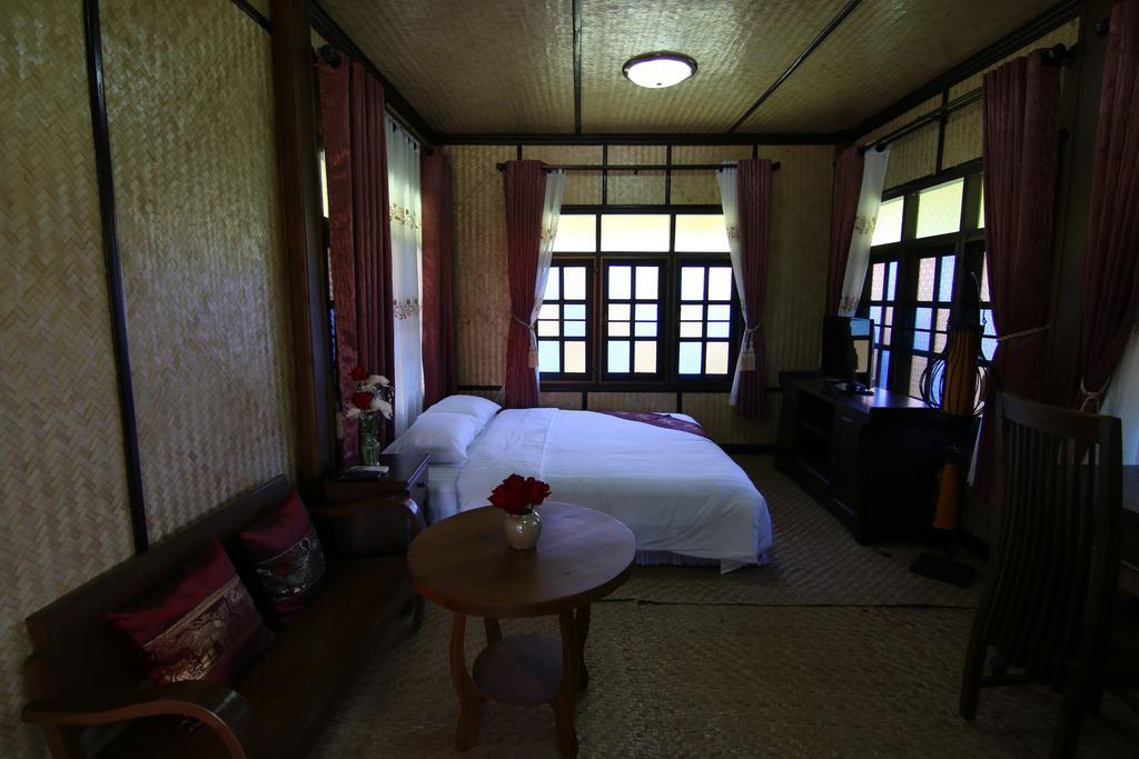 Little-Teak Homestay Chiang Mai Pokój zdjęcie